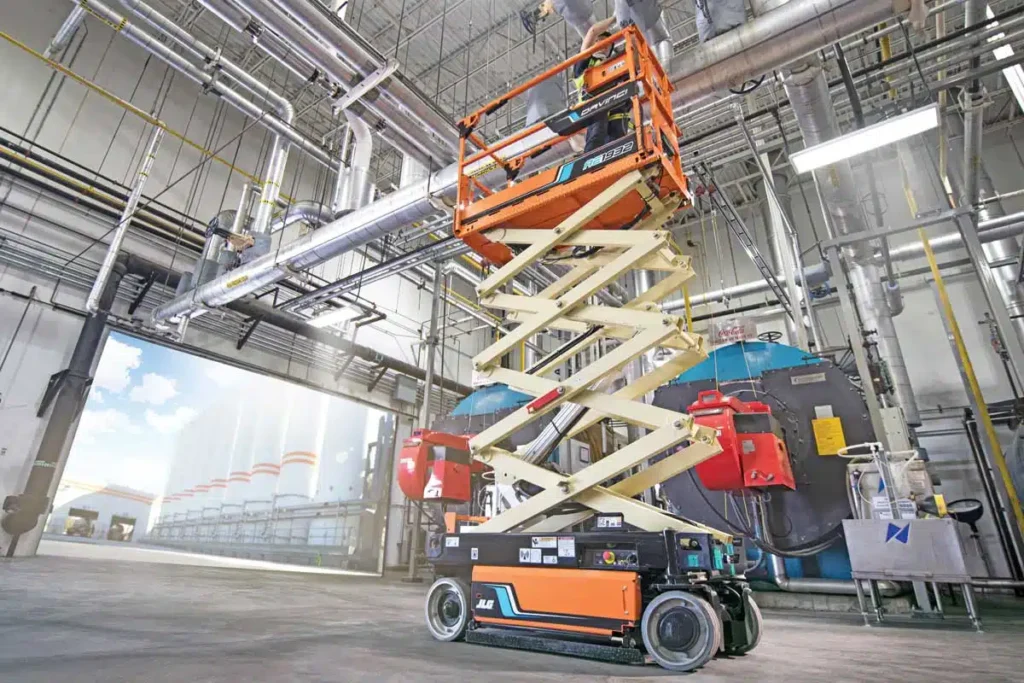 Electric scissor lift